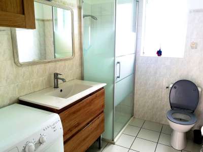 © Salle d'eau 1 - Chambre 1 - Location Saint Exupéry - Lavande à Jonzac