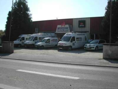 © Magasin vue extérieure