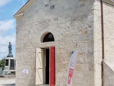 © Photographie Micro Folie dans la chapelle ST Gilles à Pons