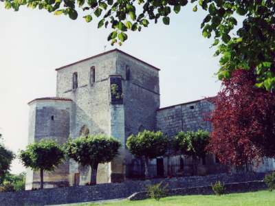 © L'église Saint-Vincent de Vassiac à Montguyon