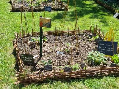 © Jardin médiéval de la Sagesse - Amis de Jonzac_Jonzac