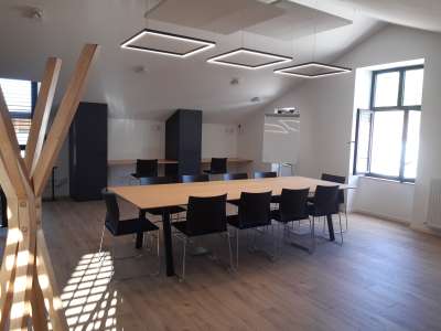 © L'espace coworking de la pépinière d'entreprises de Jonzac