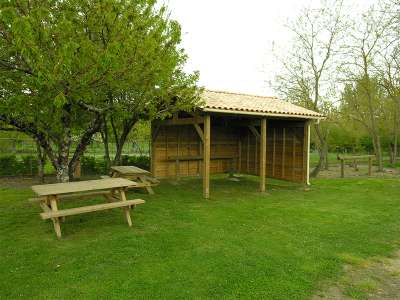 © La halte équestre de St-Bonnet-sur-Gironde