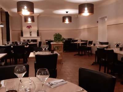 © Plats de l'auberge de Cercoux plat cave salle salle plat plat dessert Plats de l'auberge de Cercoux