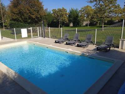 © chalet d'accueil Piscine Camping Les Acacias_Clion espace wifi gratuit ouvert 24/7 plan camping.jpg bloc sanitaire n°1 lave-linge mobil-home 27 m² cuisine mobil-home séjour mobil-home chambre n° 1 mobil-home chambre n° 2 mobil-home plan-mobil-home.jpeg boulodrome table de ping-pong bloc sanitaire n°2