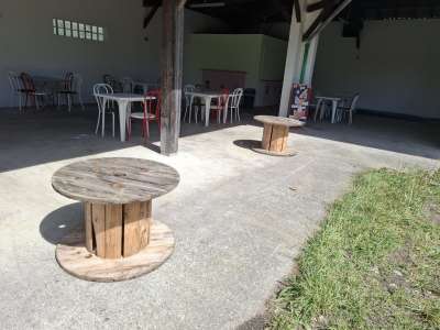 © terrasse du snack au Domaine du lac