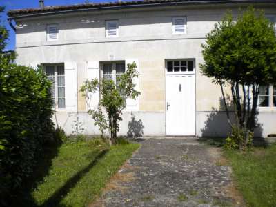 © Façade