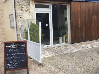 © façade du restaurant