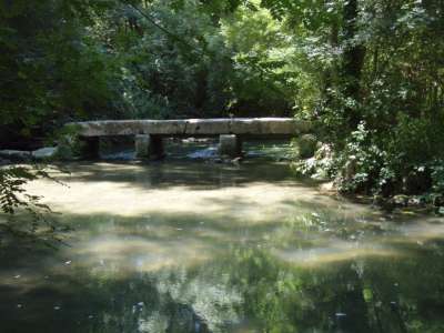 © Clion sur Seugne, Village de pierres & d'eau