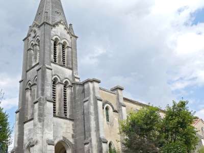 © L'église Saint-Étienne de Brives-sur-Charente