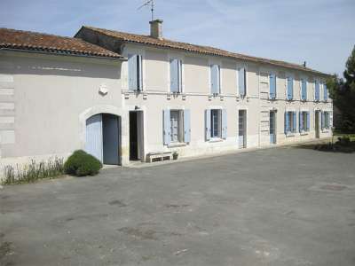 © EARL Jean Roux, Étapes du Cognac, à Salignac-sur-Charente en Haute-Saintonge