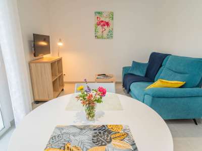 © JArdin Chambre Penderie Résidence GaÏa - Terrasse Résidence GaÏa - Chambre Résidence GaÏa - salon Résidence GaÏa - salon 2 Résidence Gaïa - N°18_Jonzac Résidence GaÏa - vue aérienne