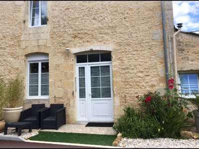 © Appartement lit king size