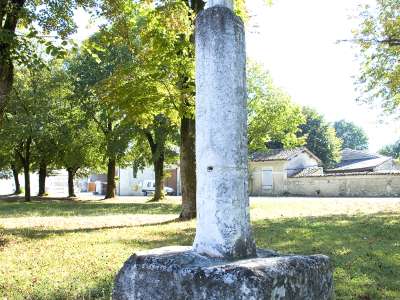 © Une croix de chemin