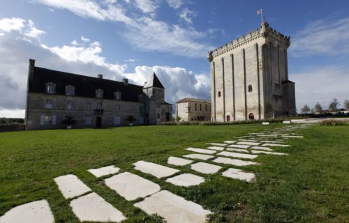 Donjon de Pons