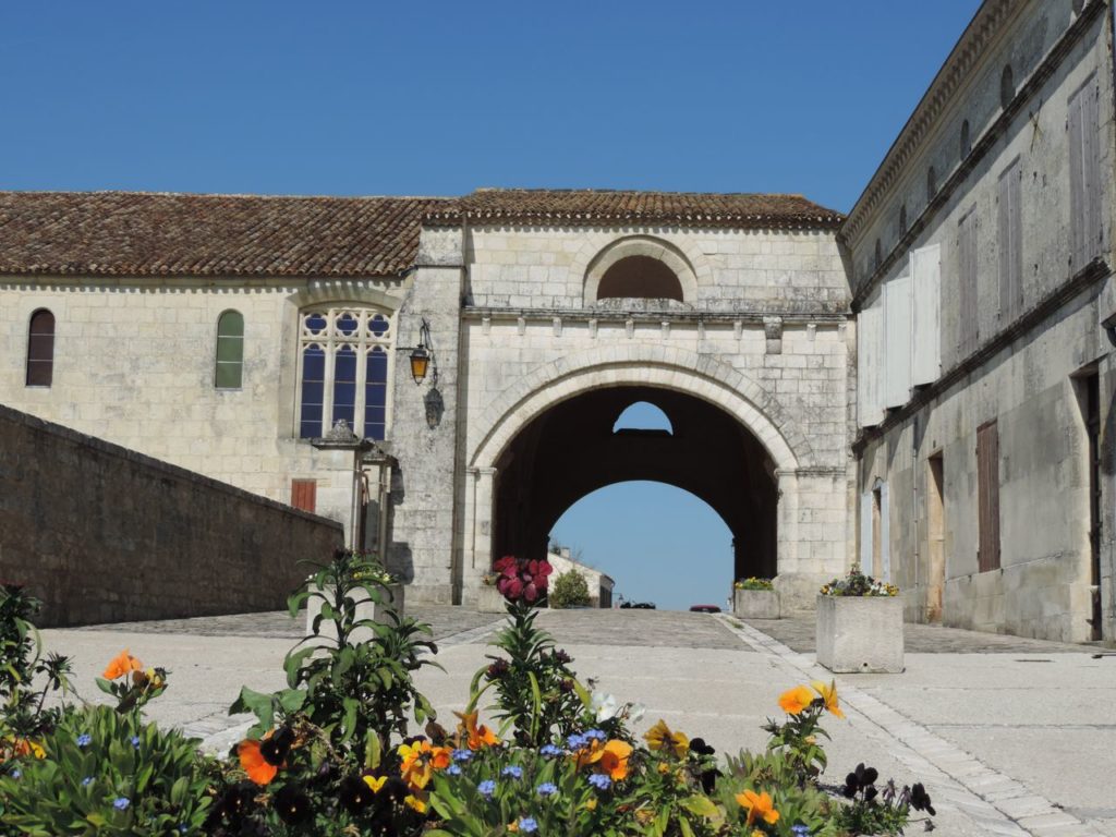 Randonnée à pied à Pons