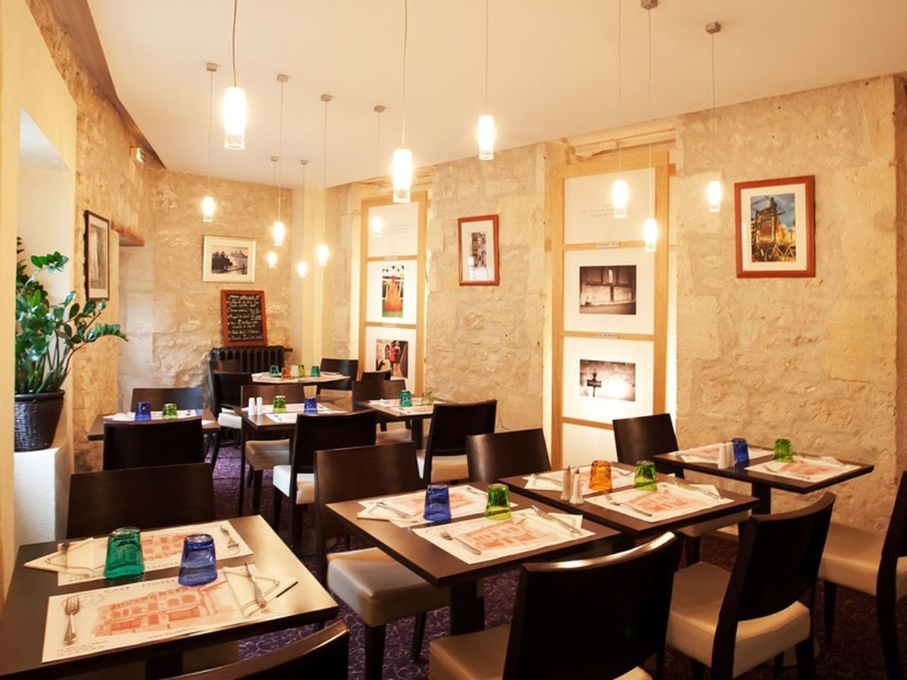 Restaurant La Forge Saint Dizant Du Gua