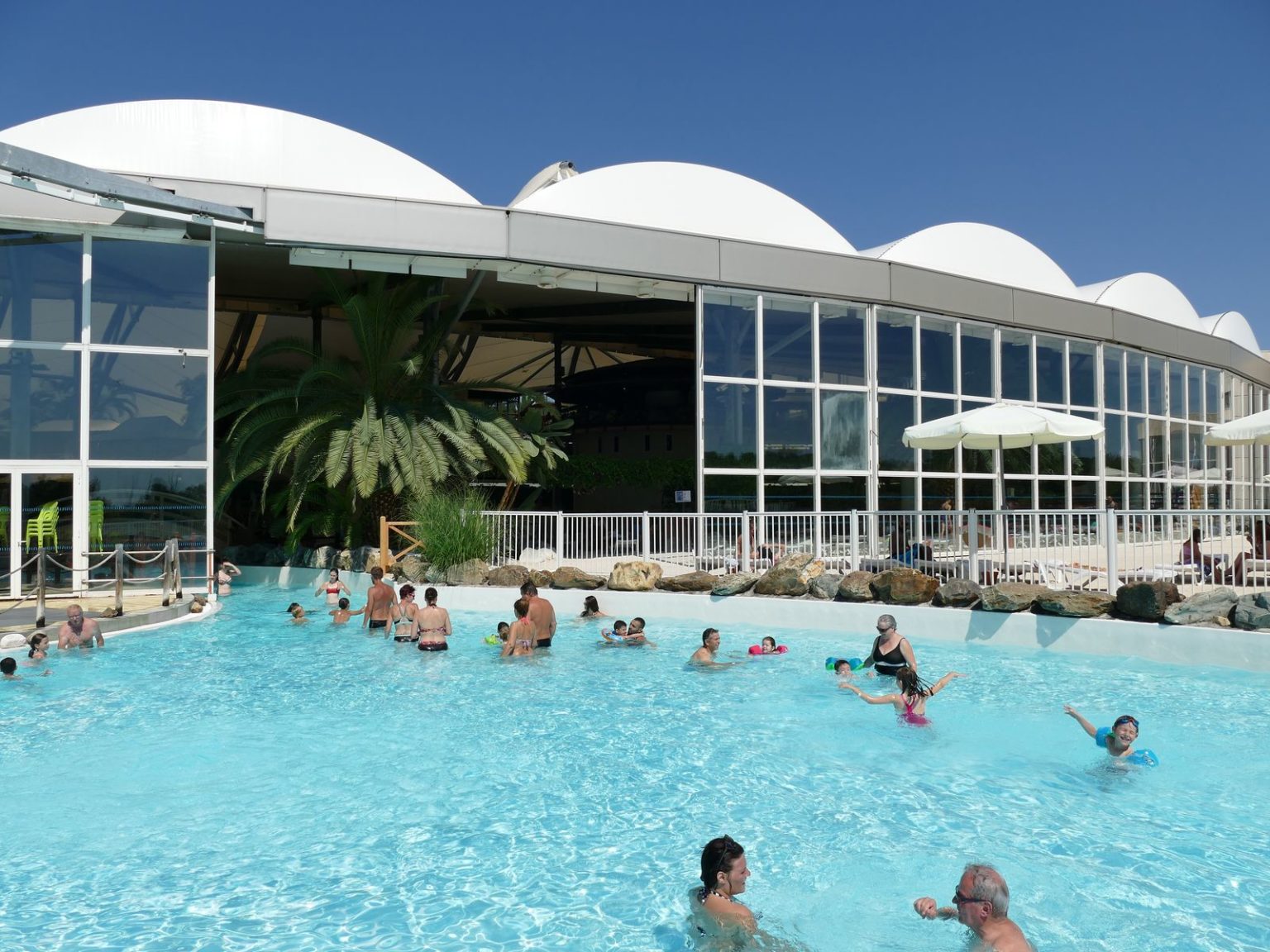 Les Antilles de Jonzac Parc aqualudique & Piscines à 1h de Bordeaux