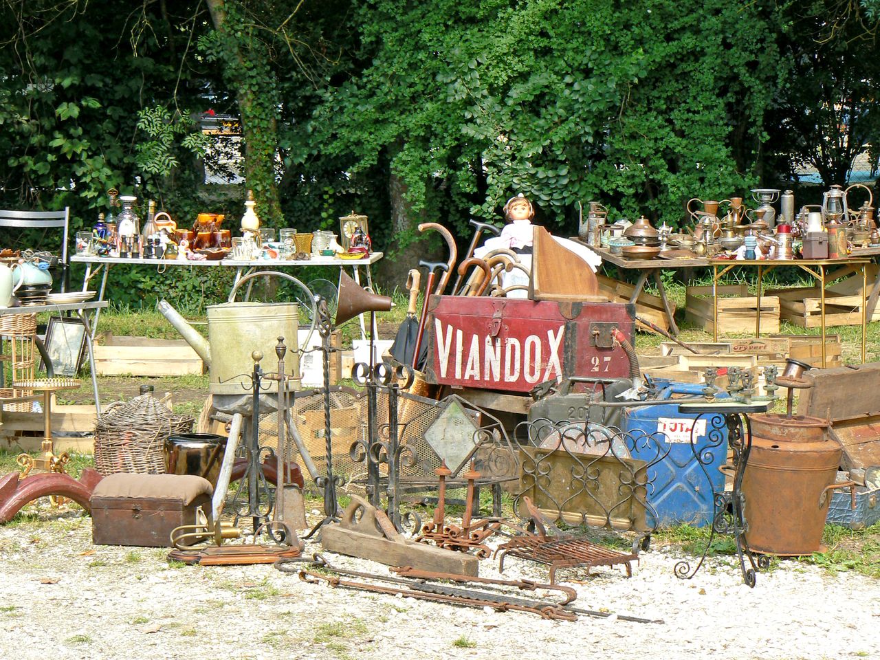 Brocantes et Vide Greniers Jonzac Haute Saintonge Tourisme