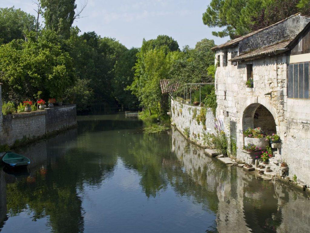 Bord de Seugne à Pons